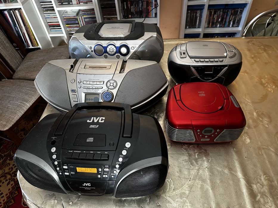 Radiomagnetofony - 4 szt.  JVC Philips