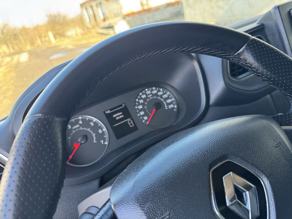 Renault Master 2019 IV покоління  •  2.3 dCi MT (150 к.с.) L3H2 RWD