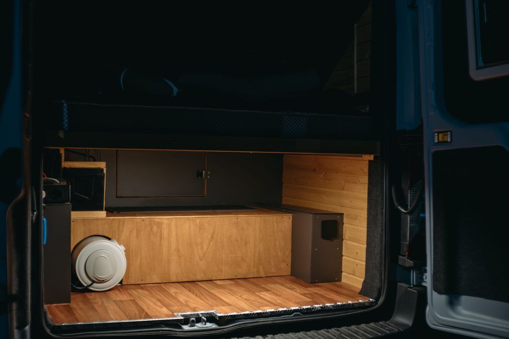 Campervan Autocaravana Ford Transit, autónoma, Conversão a estrear