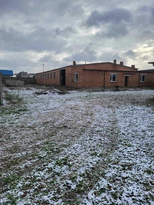 Здається  складське приміщення по вул Єршова