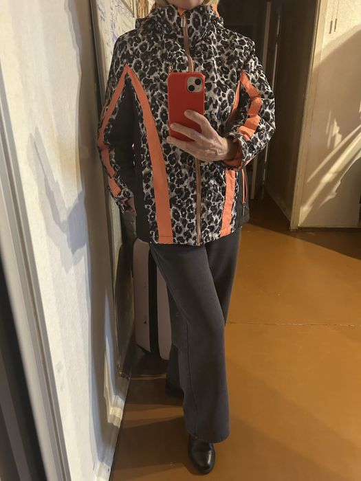 Спортивна куртка, 44-46 розмір