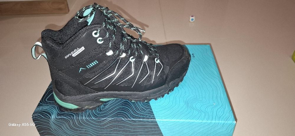 Buty zimowe Elbrus rozmiar 36, jak nowe
