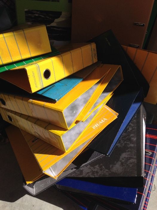 Grande lote de dezenas Dossiê dossiers capas micas separadores etc