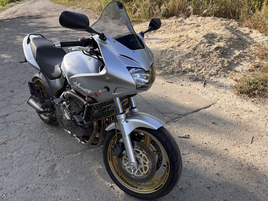 Honda hornet S 600