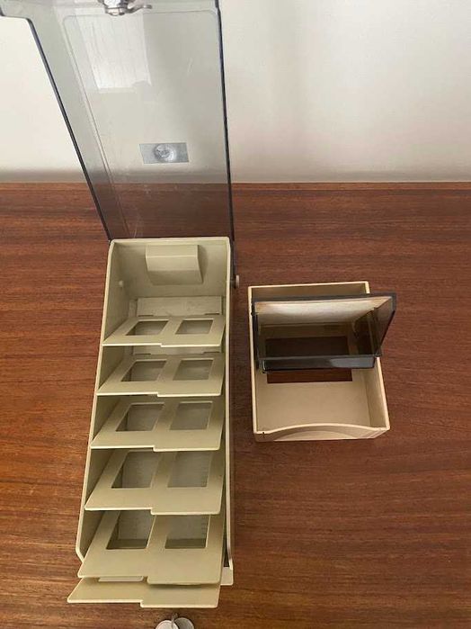 Set of floppy disk storage boxes64552718262401123