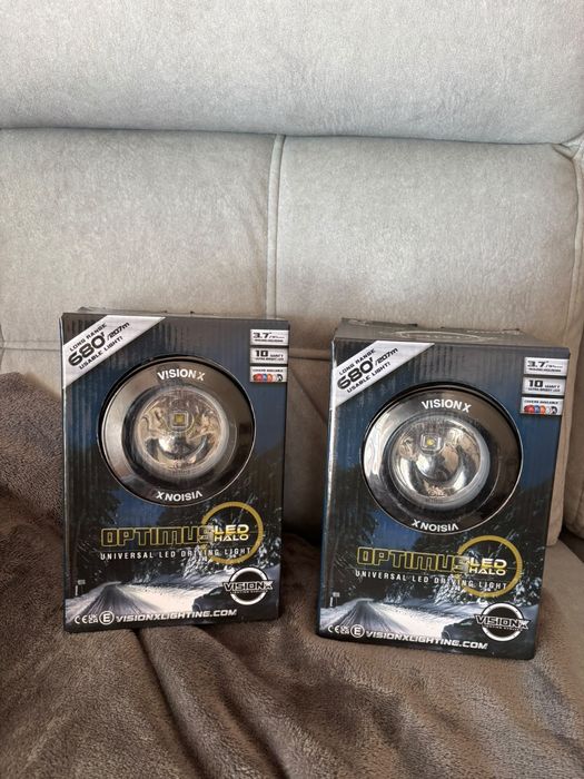 Faróis Vision X Optimus LED Halo