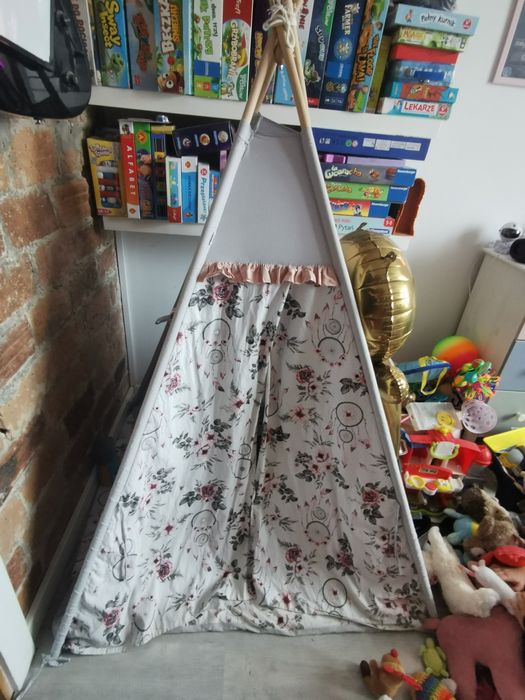 Tipi namiot z odbiorem osobistym