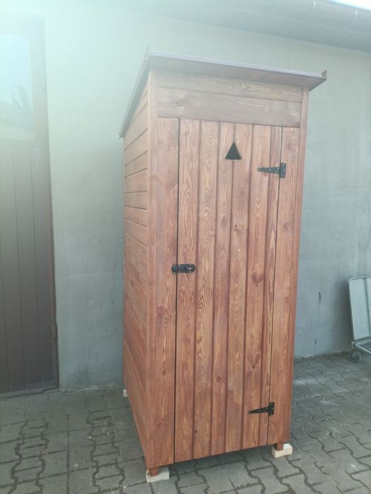 WC drewniane ogrodowe