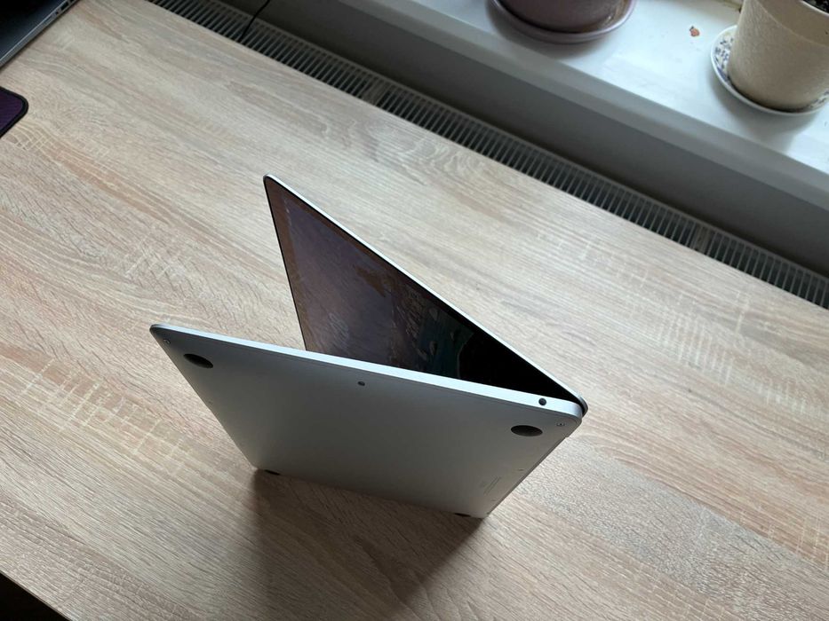 ідеальний - Apple MacBook Air 13'' 2020p.  M1 _ 512gb SSD _ 16gb RAM _ 229 циклів батарея