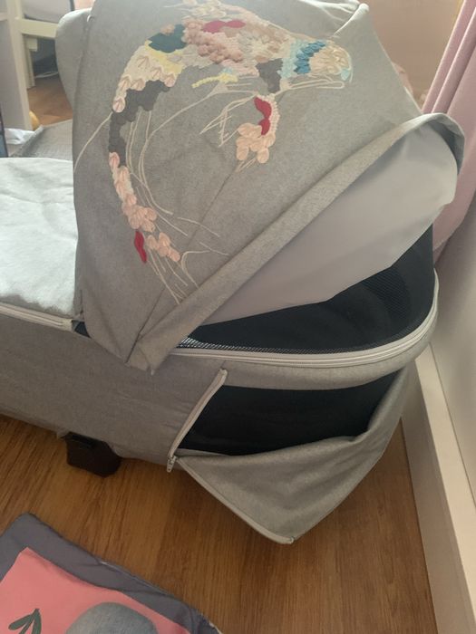 Cybex Priam gondola KOI