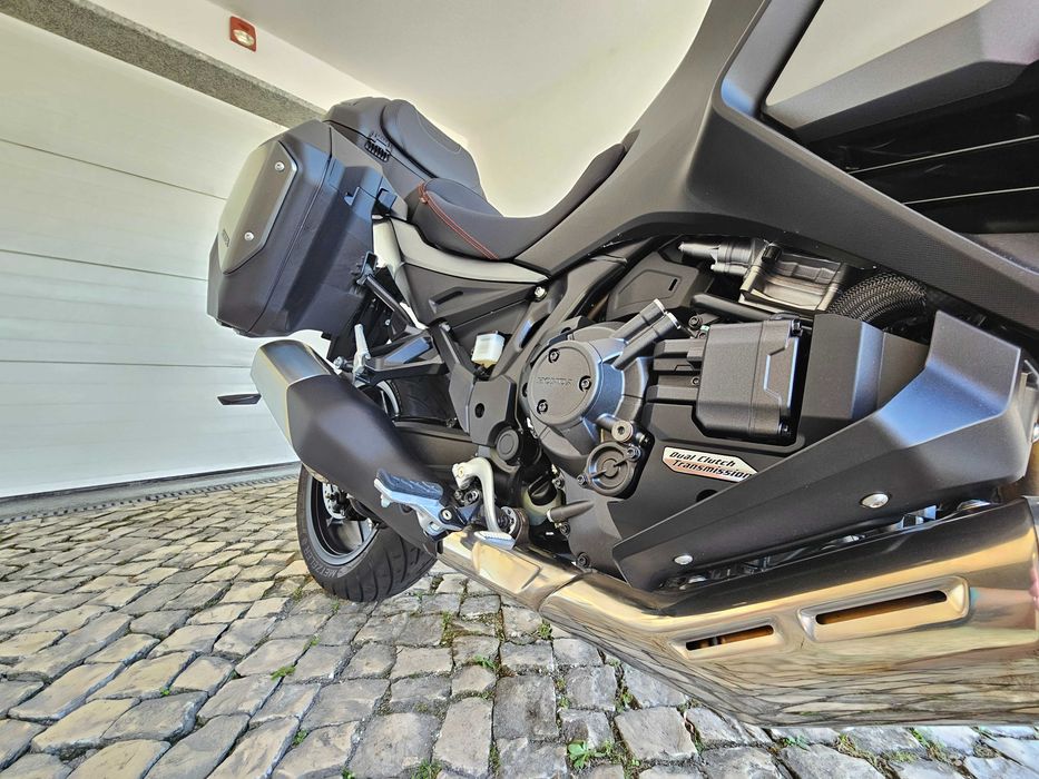 Honda NT 1100 DCT de 2024 com apenas 375 kms com garantia