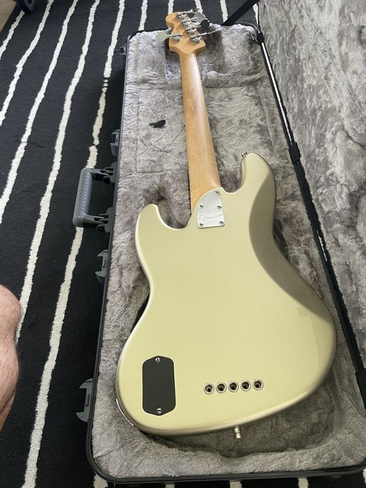 Fender American Elite Jazz V