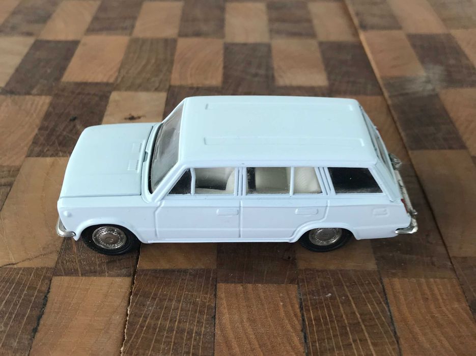 Ваз 2102 модель ссср 1:43