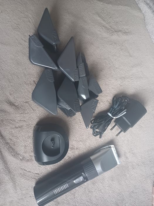 maszynka do strzyżenia włosów Remington HC5810.