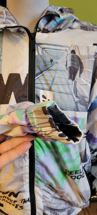 Wiatrówka  marki Reserved