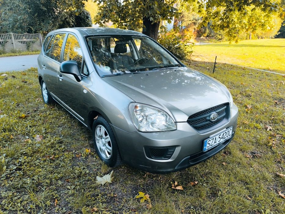 Kia Carens