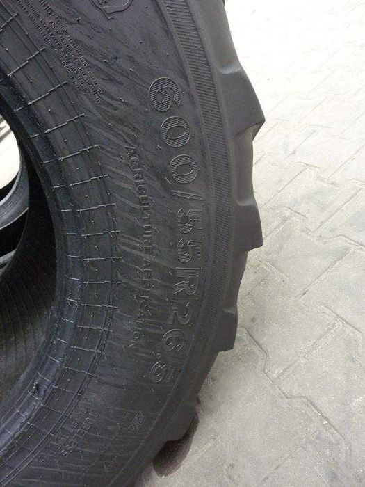 2x Opona używana rolnicza 600/55R26.5 ALLIANCE FLOTATION 1000zł(szt.) W3819