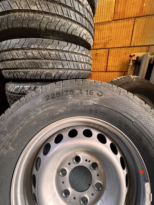 Літня резина на дисках Continental ContiVanContact 100  225*75 R16C