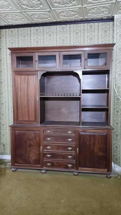 Movel Estante em madeira maciça de freijó