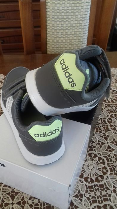 Adidasy firmowe.