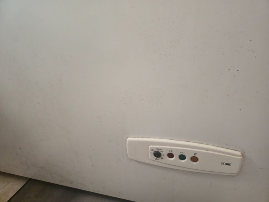 Морозильна камера whirlpool