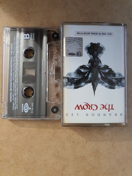 KRUK The Crown muzyka z filmu kaseta