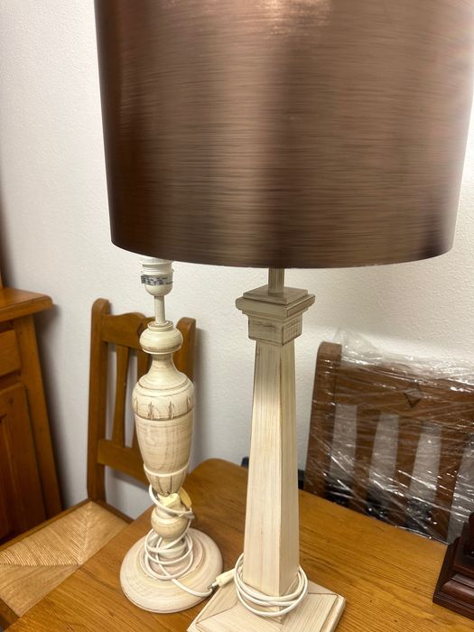 Candeeiros em madeira