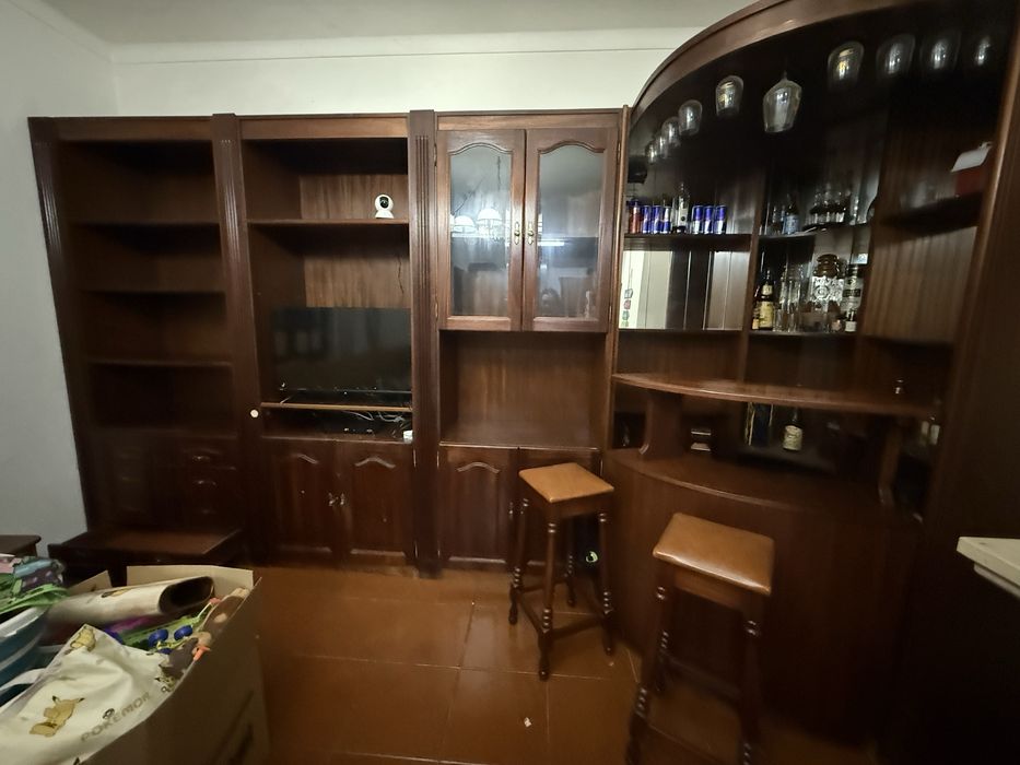 Movel sala em Mogono