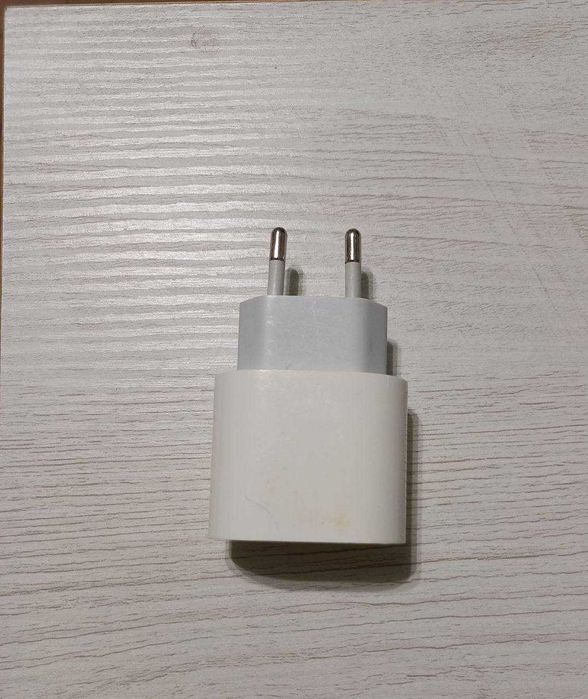 Оригінальний адаптер Apple 20W USB-C та кабель Apple USB-C to Lightning 1m