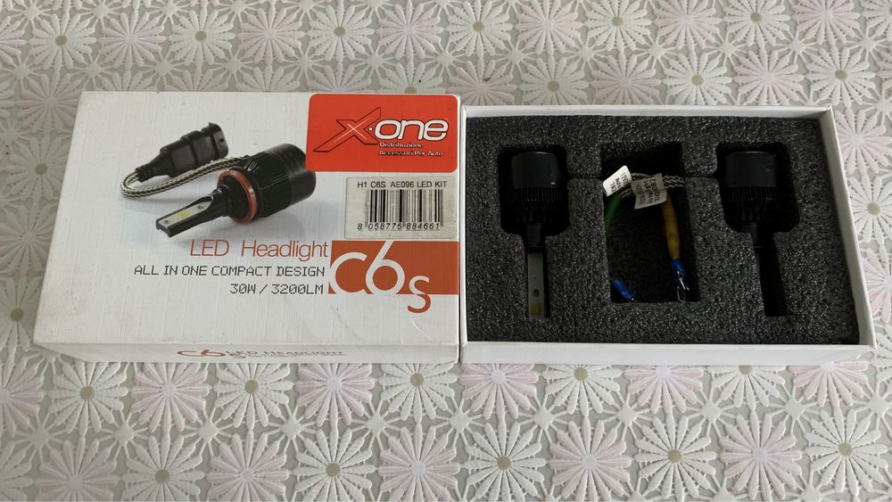 Комплект світлодіодних автоламп (C6-H7)