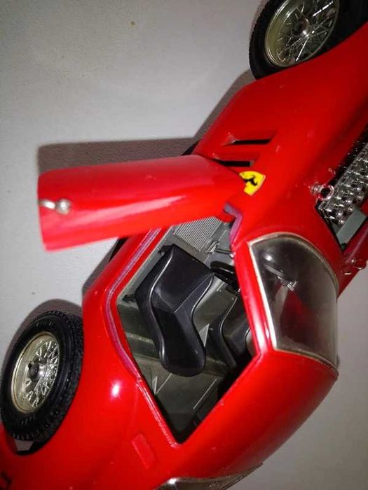 Miniatura Ferrari GTO