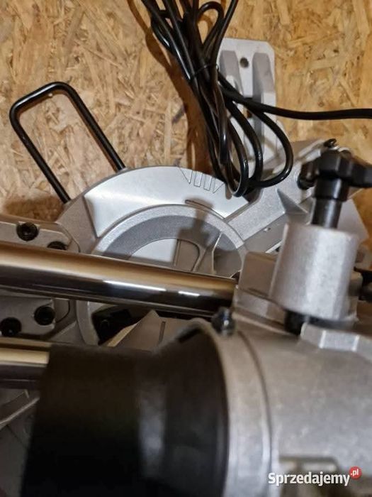 Piła ukośnica z laserem gwarancja