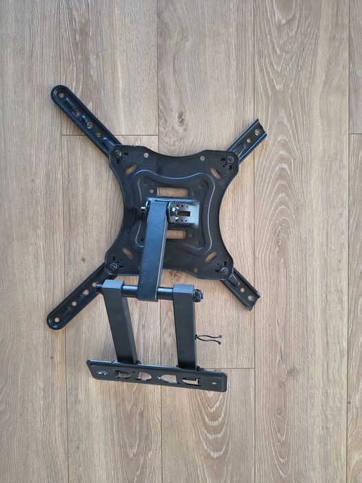Uchwyt na telewizor TV do mocowania telewizora  do 55' cali