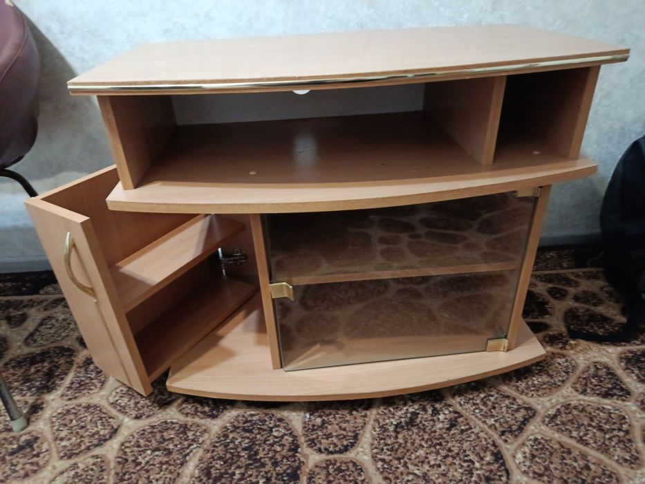 Тумба под телевизор