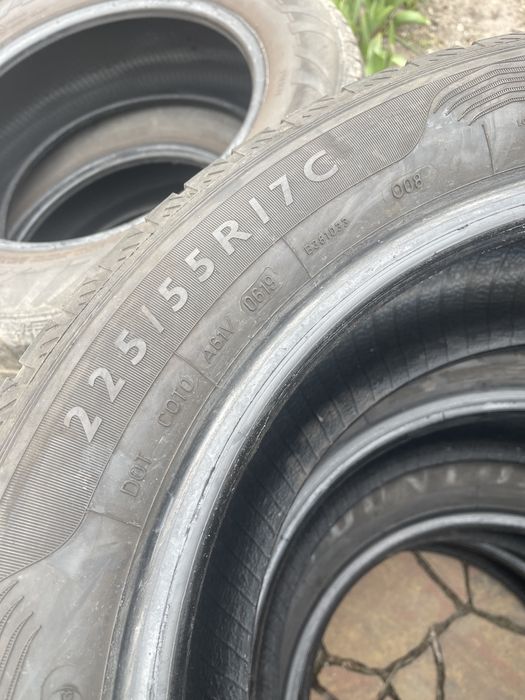 Dunlop 225x55x17C do busa