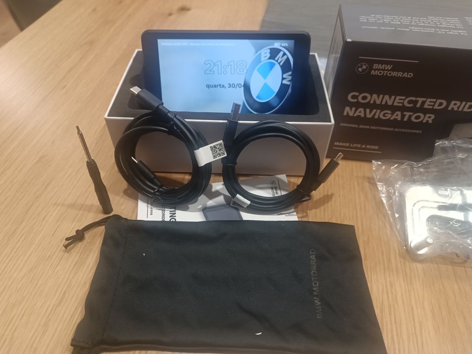 GPS BMW Connected Ride Navigator - NOVO, com Acessórios