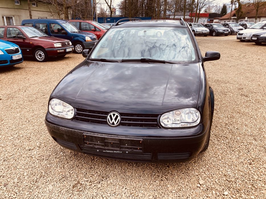 Vw golf4 rok2000 poj 1.4 przeb206 tys klima zadbany