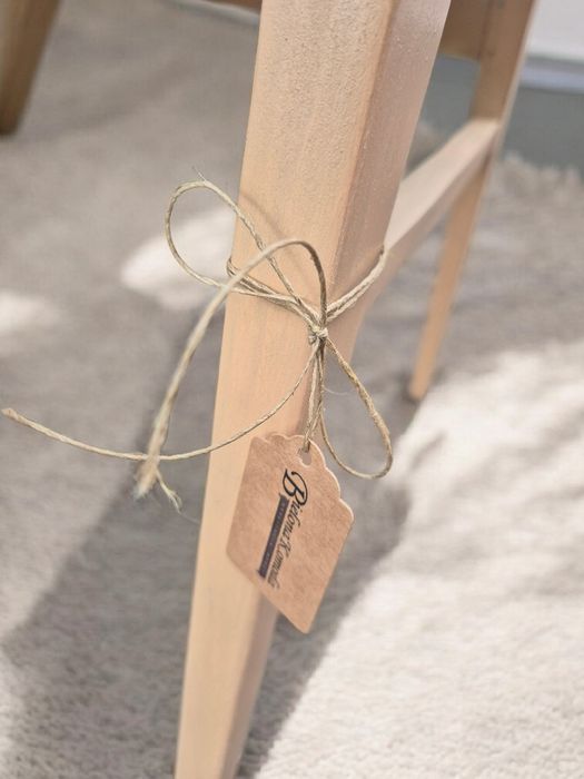 Krzesło PRL Skoczek po renowacji po odnowieniu