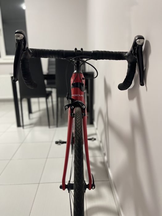 Focus Izalco Race шосейний велосипед