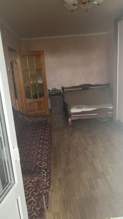Здам в оренду  1 кімнатну квартиру.  Рн.ринку Урожай.