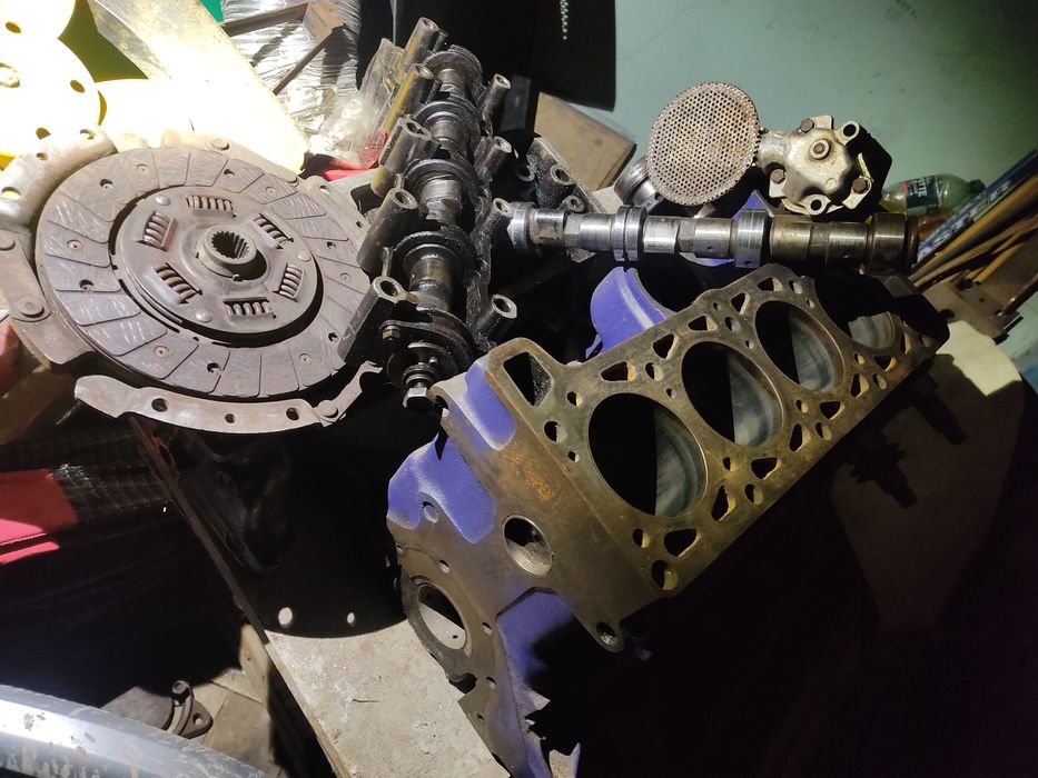 ВАЗ класика, 2101-2106 блок, розрізна шестерня, насос,распредвал213