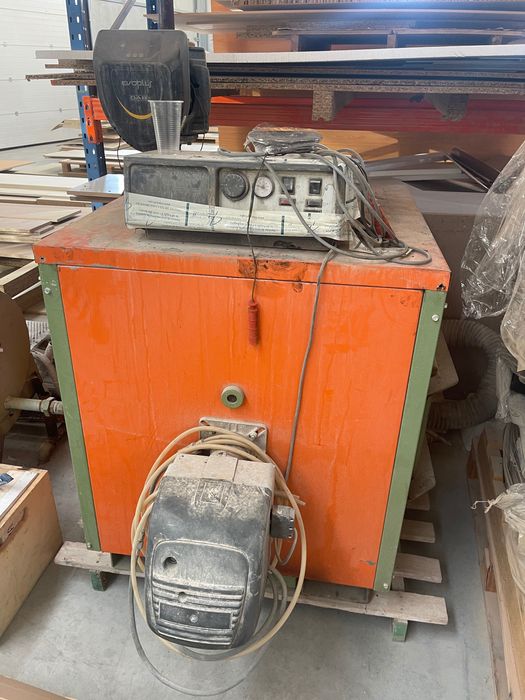 Caldeira gasóleo e lenha