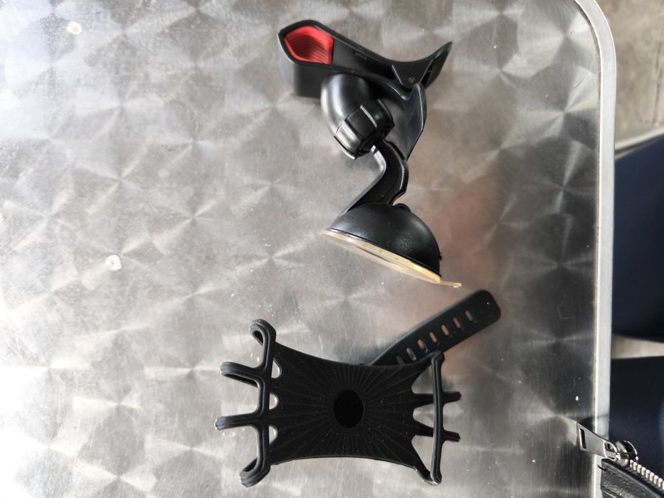 Держатели телефона