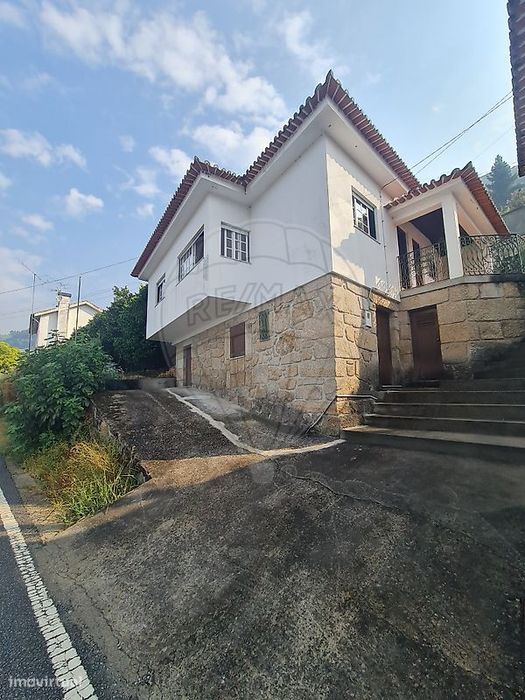 Moradia T2 para venda