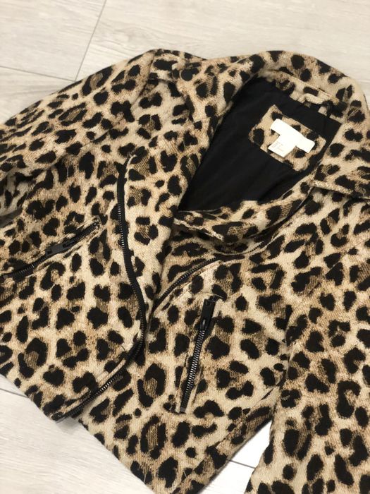 Тренд леопард! Куртка косуха леопард H&M, стильна косуха