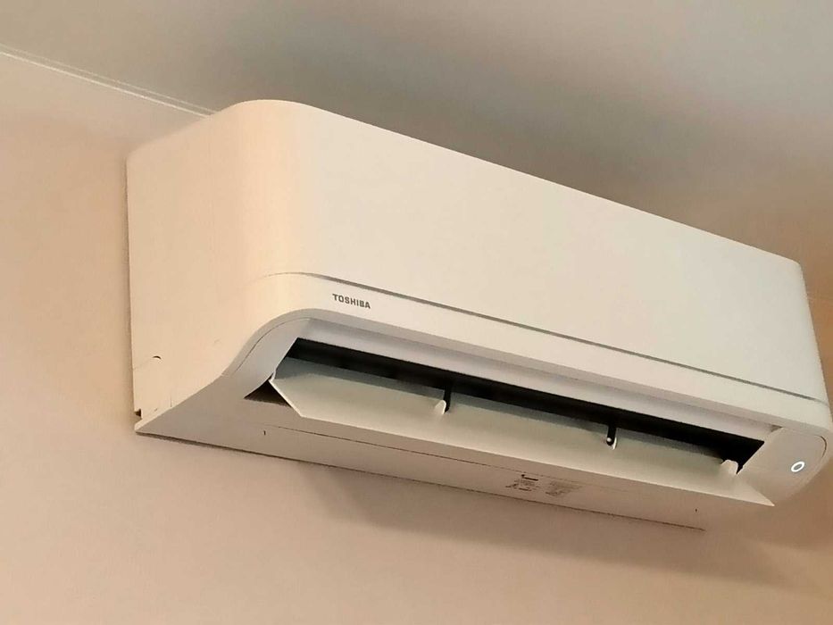 Монтаж кондиціонера, установка кондиционера, закладка магистрали