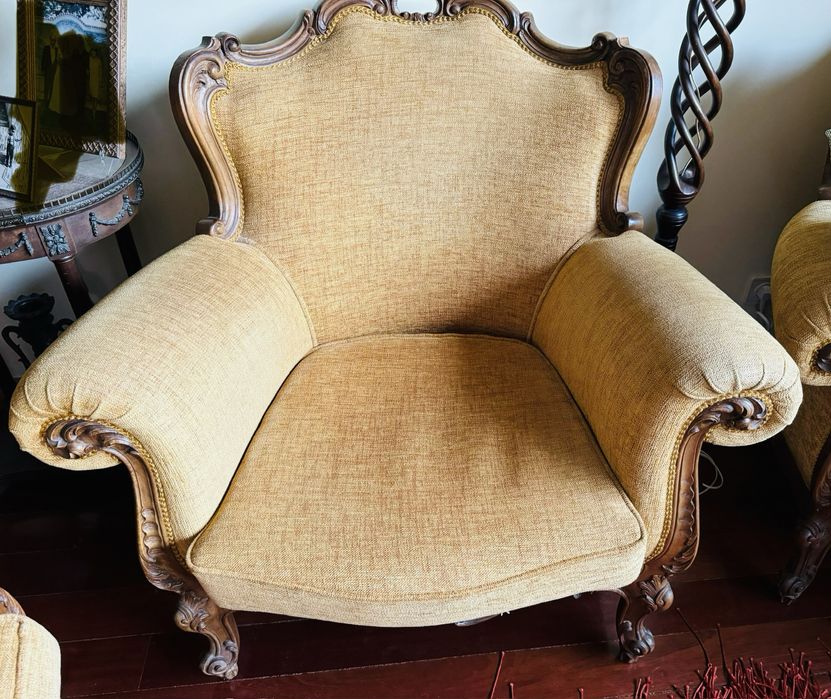 Conjunto de 3 peças em tecido amarelo como novas