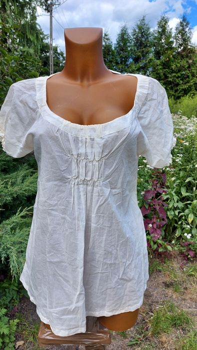 bluzka damska NOWA ecry rozmiar XL firma Lefties