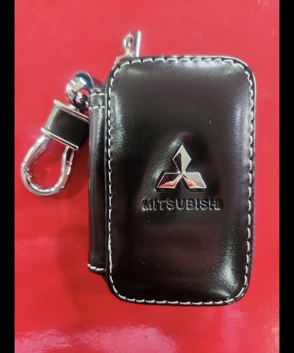 Mitsubishi - carteira, porta chaves. Novo