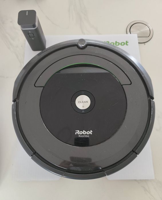 Robot Aspirador iRobot Roomba 696